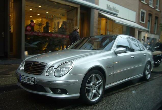 Mercedes-Benz E 55 AMG