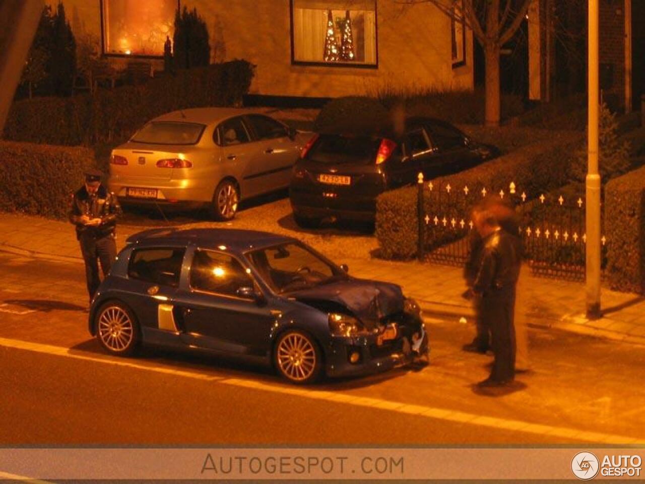 Renault Clio V6 Phase II