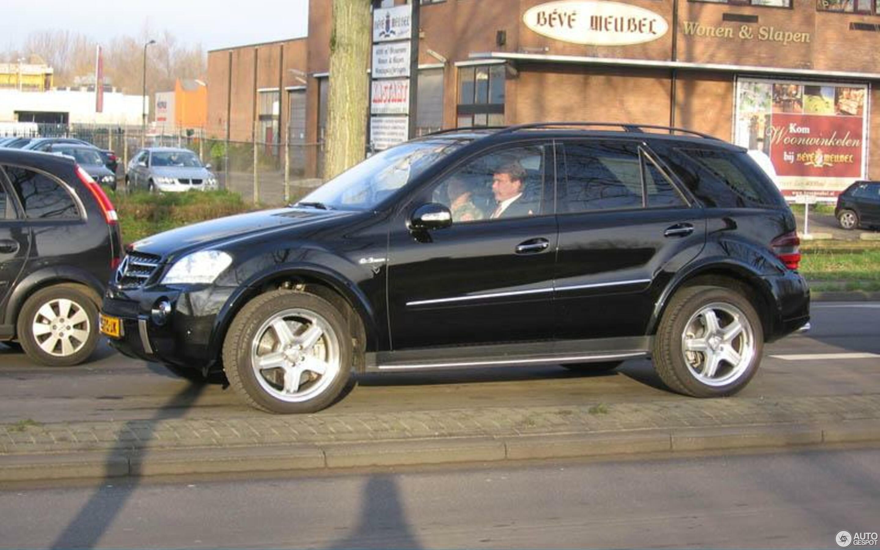 Mercedes-Benz ML 63 AMG W164