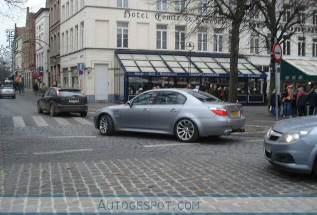 BMW M5 E60 2005