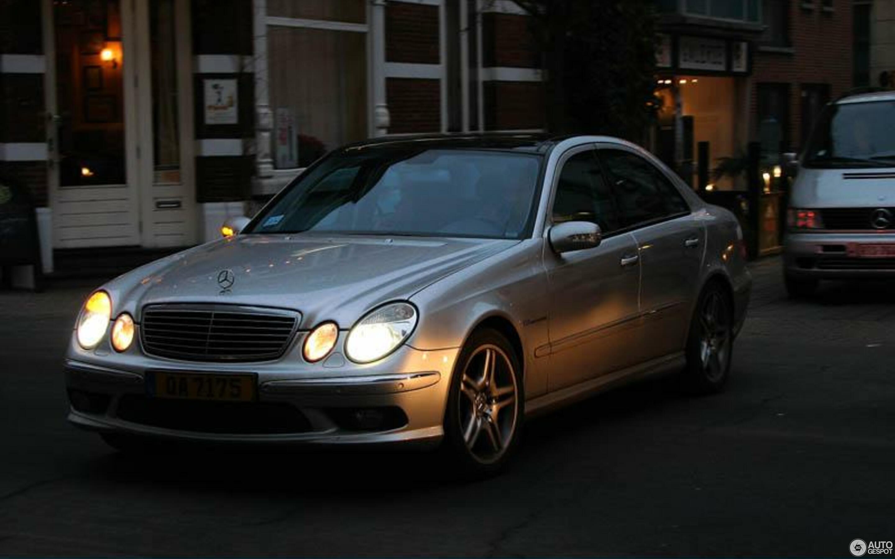 Mercedes-Benz E 55 AMG