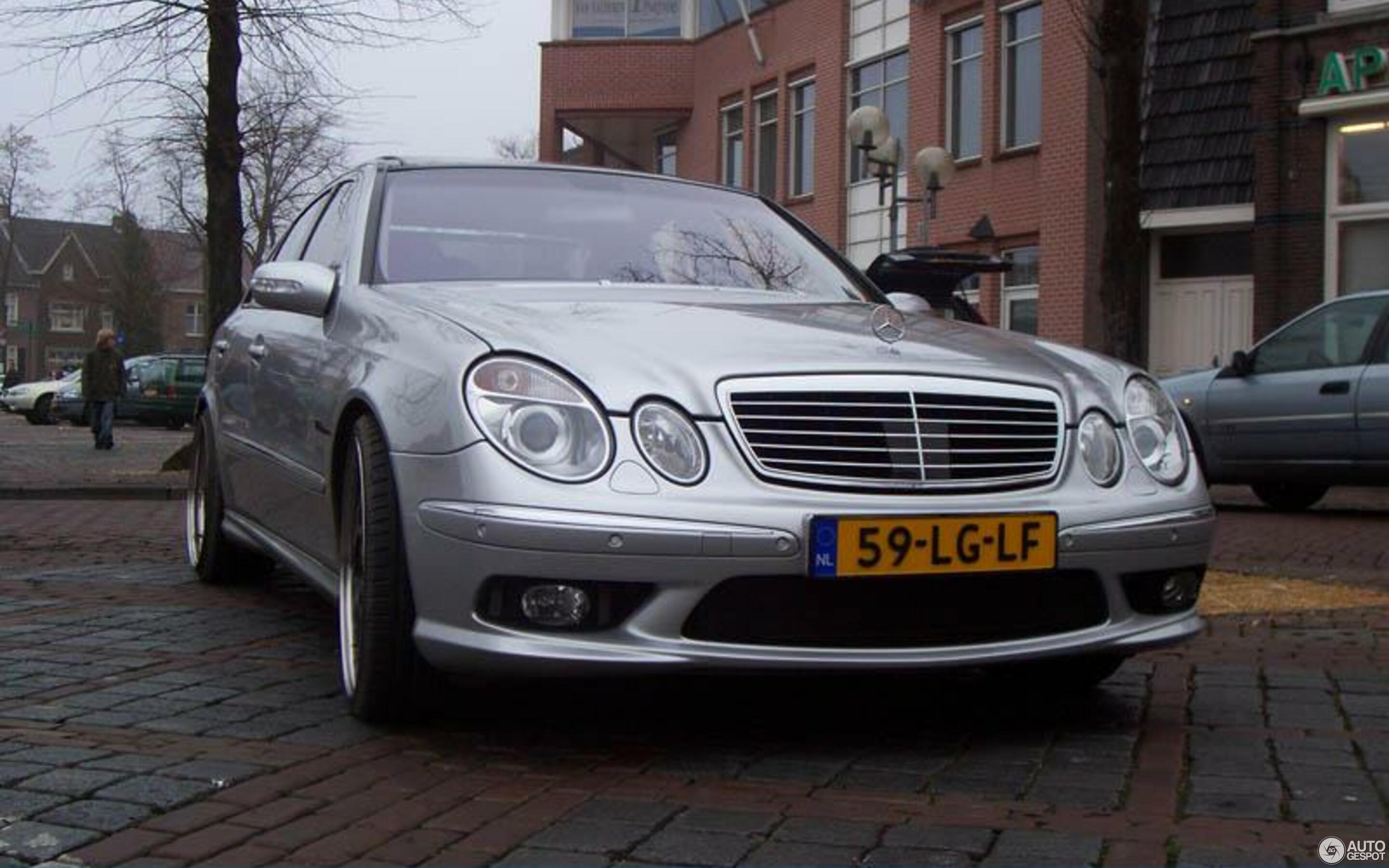 Mercedes-Benz E 55 AMG