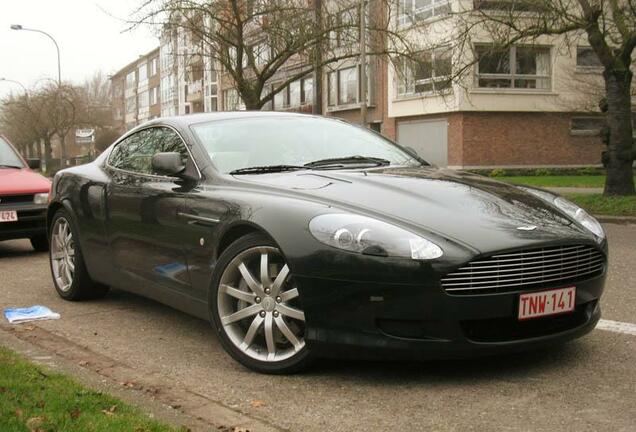 Aston Martin DB9