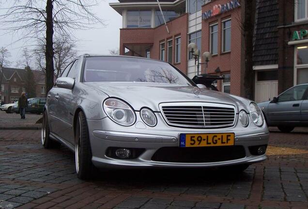 Mercedes-Benz E 55 AMG