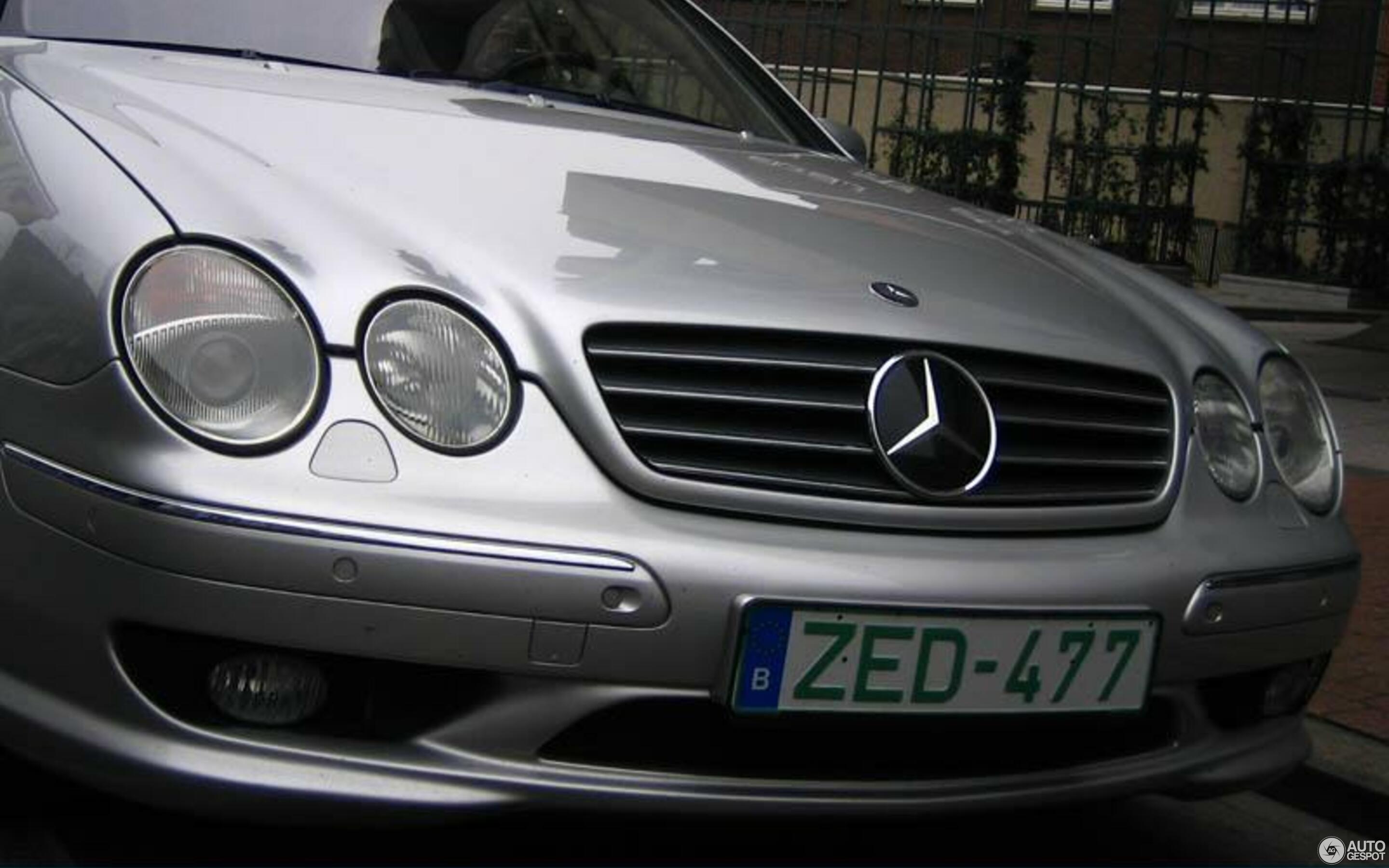 Mercedes-Benz CL 63 AMG C215