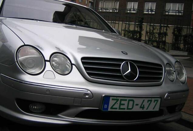 Mercedes-Benz CL 63 AMG C215