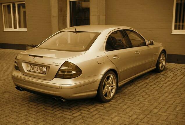 Mercedes-Benz E 55 AMG