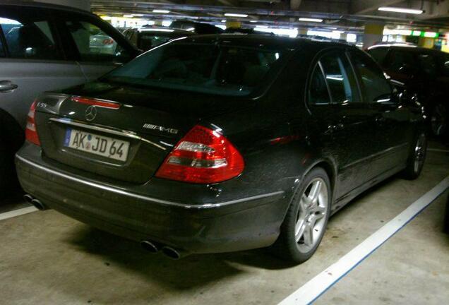 Mercedes-Benz E 55 AMG