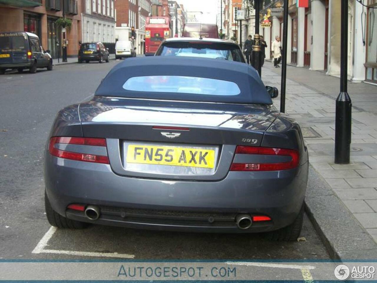 Aston Martin DB9 Volante