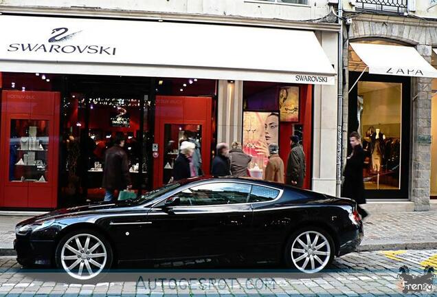 Aston Martin DB9