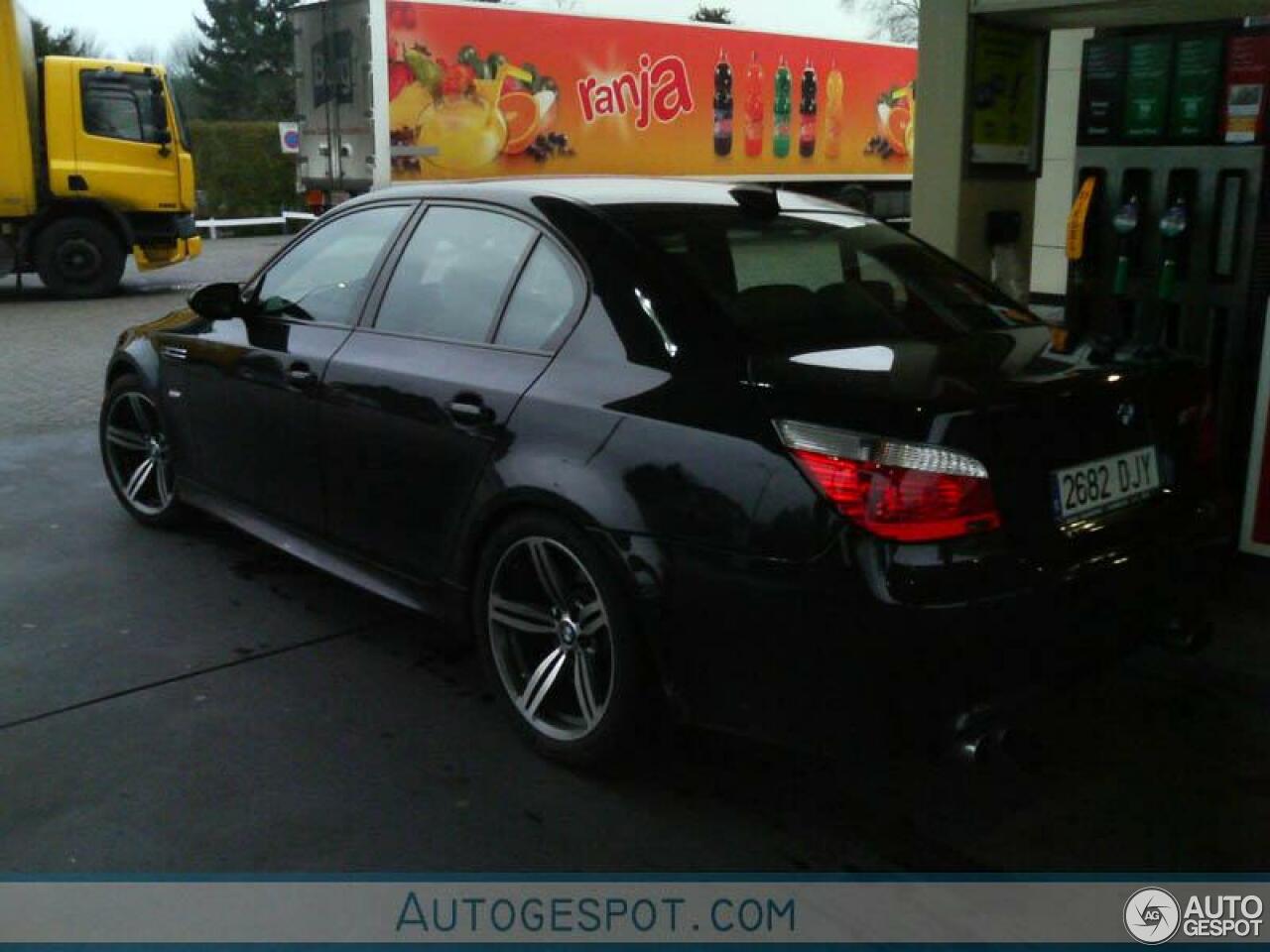 BMW M5 E60 2005