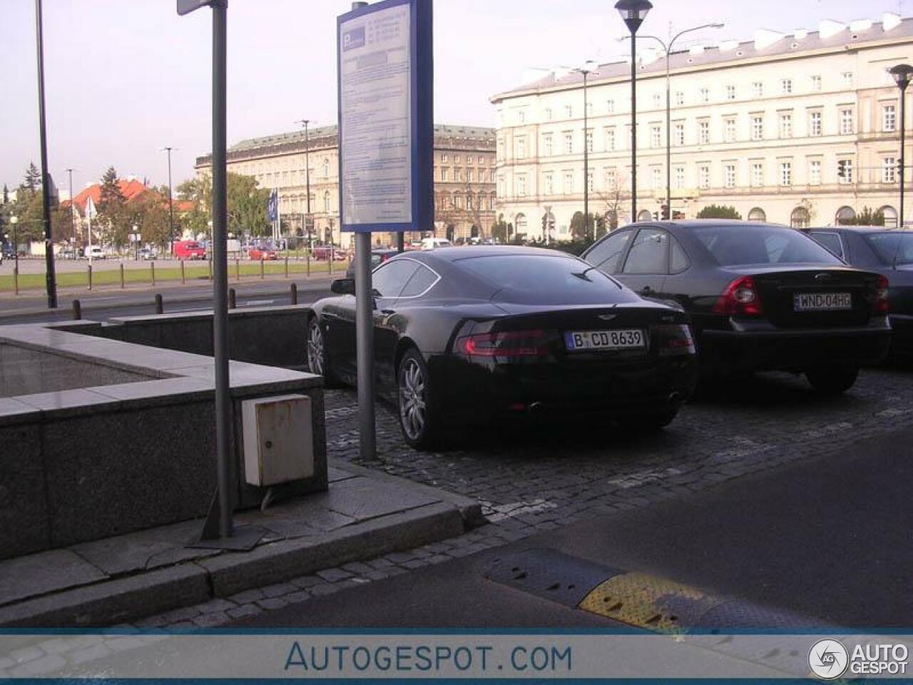 Aston Martin DB9