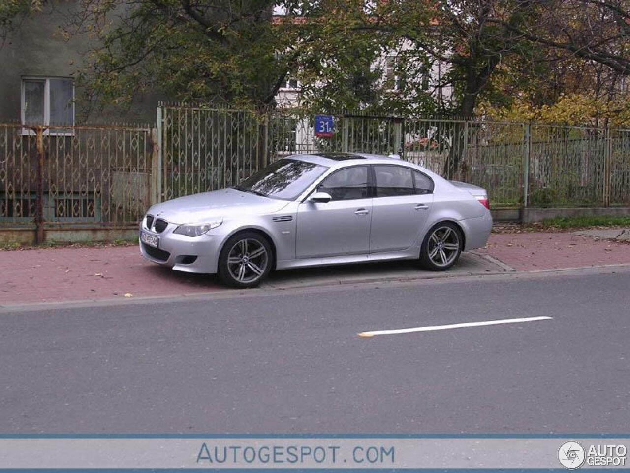 BMW M5 E60 2005