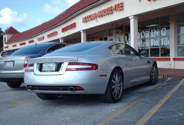 Aston Martin DB9