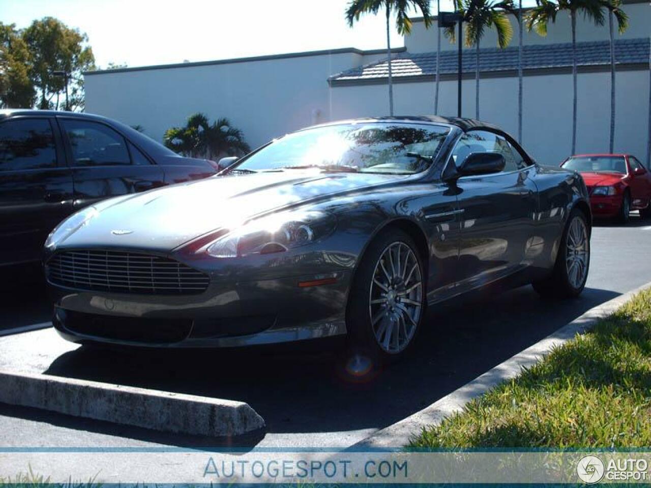 Aston Martin DB9 Volante