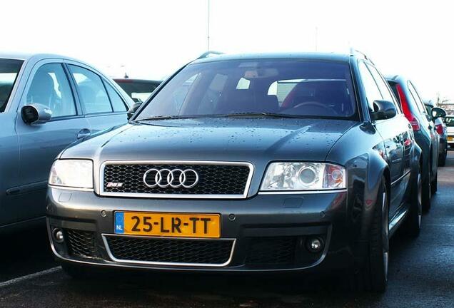 Audi RS6 Avant C5