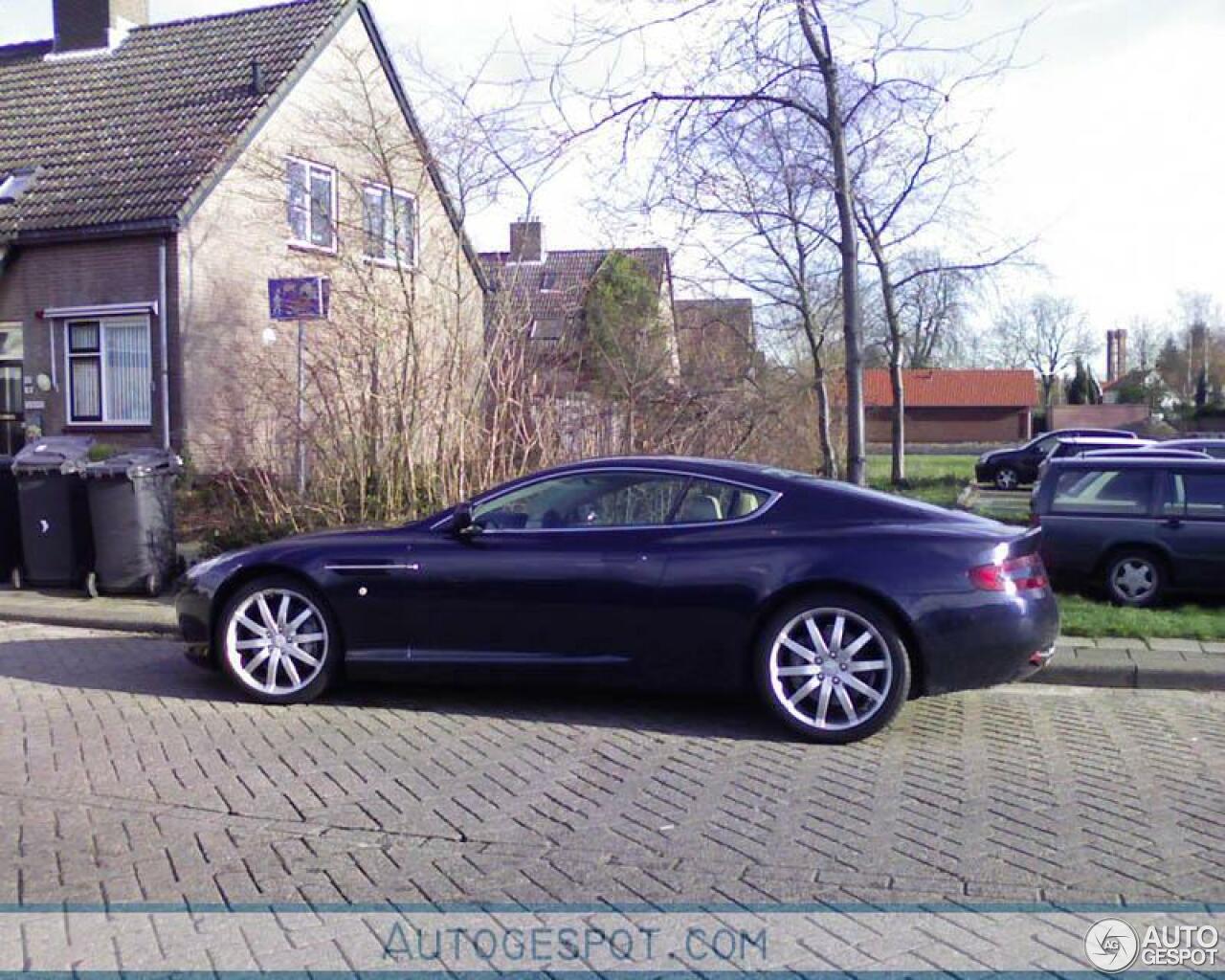 Aston Martin DB9