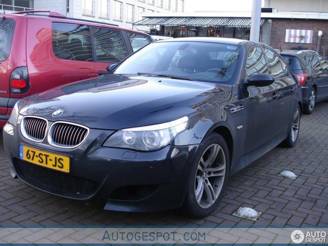 BMW M5 E60 2005