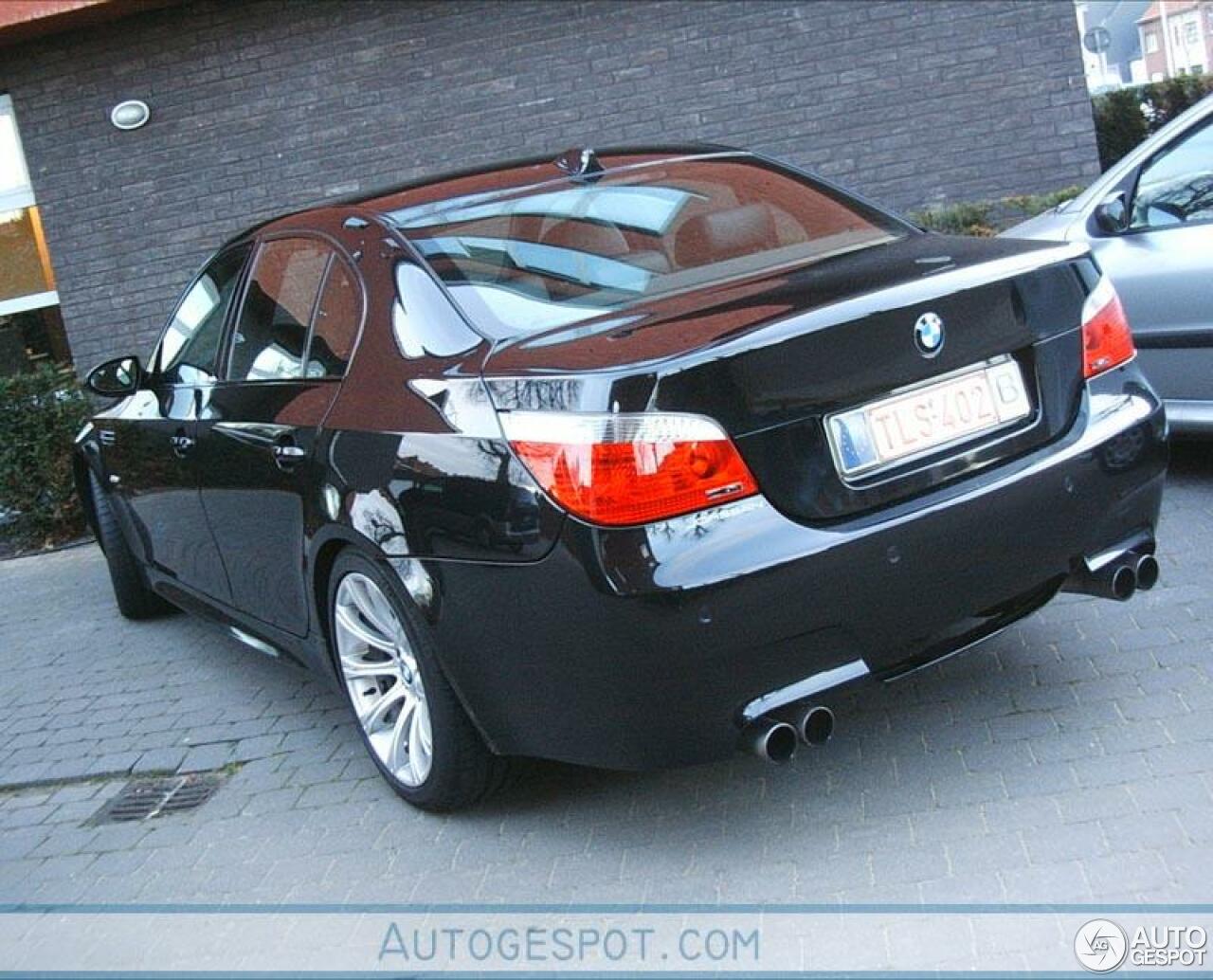 BMW M5 E60 2005