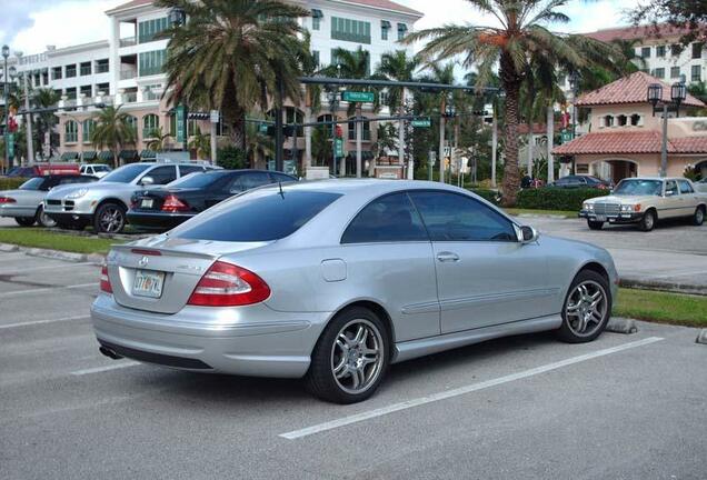 Mercedes-Benz CLK 55 AMG