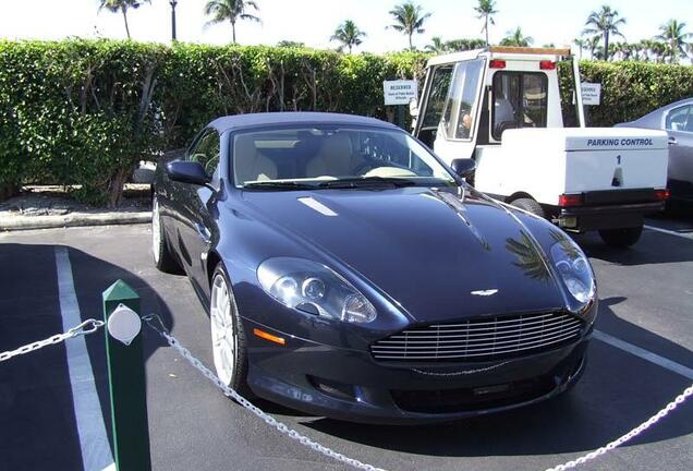 Aston Martin DB9 Volante