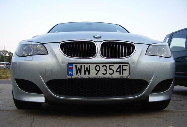 BMW M5 E60 2005