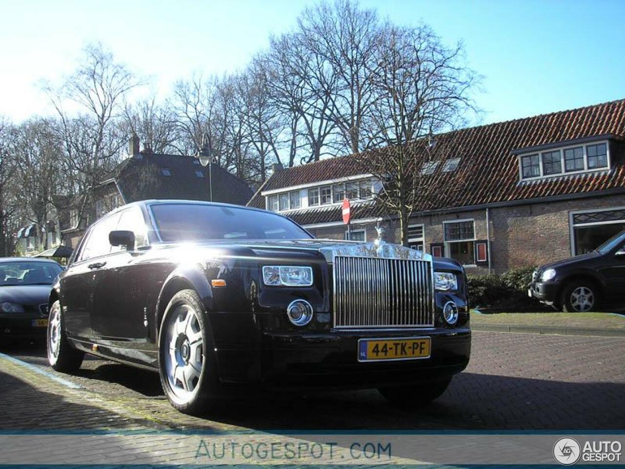 Rolls-Royce Phantom EWB