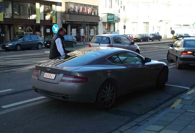 Aston Martin DB9