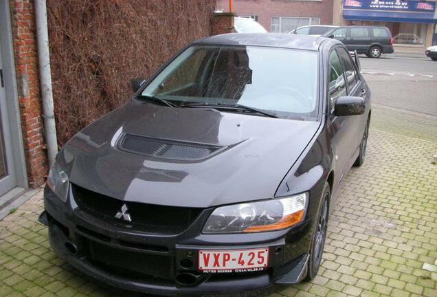 Mitsubishi Lancer Evolution IX