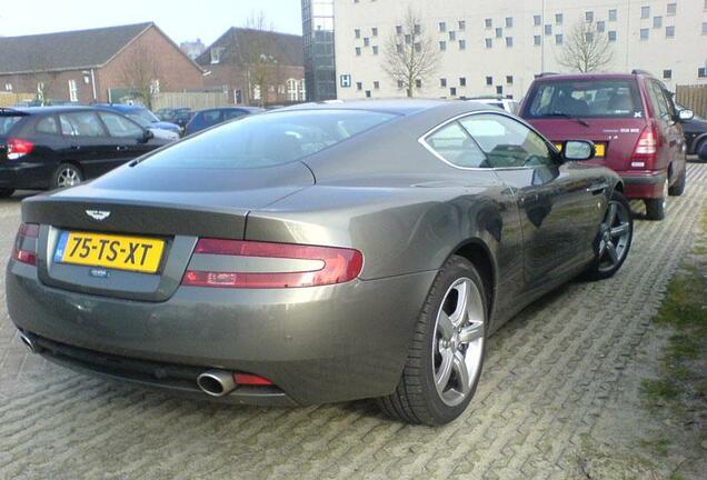 Aston Martin DB9