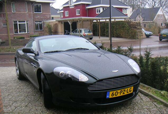 Aston Martin DB9