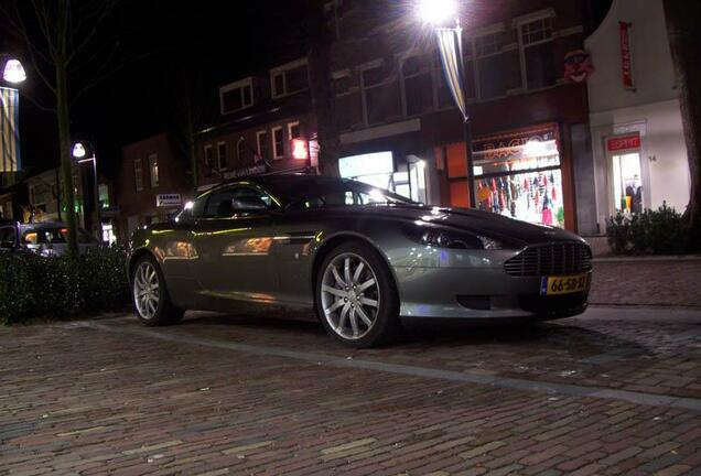 Aston Martin DB9