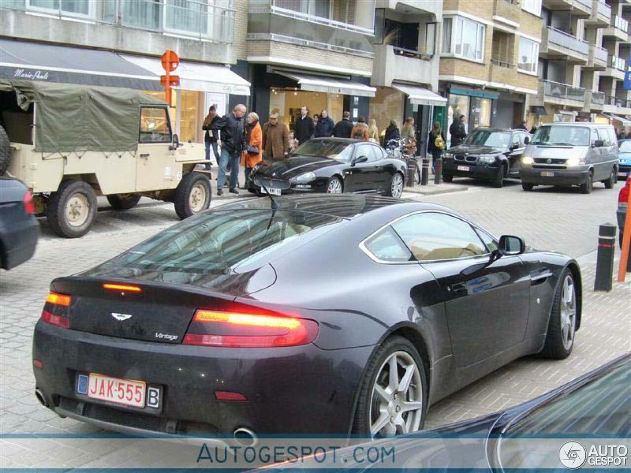 Aston Martin V8 Vantage