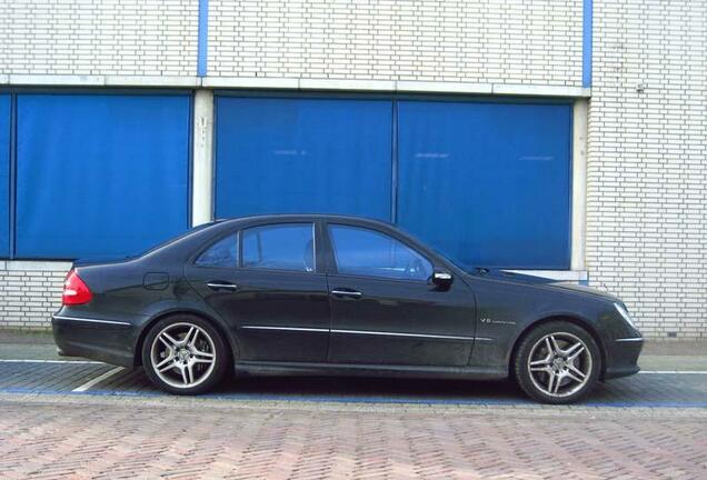 Mercedes-Benz E 55 AMG