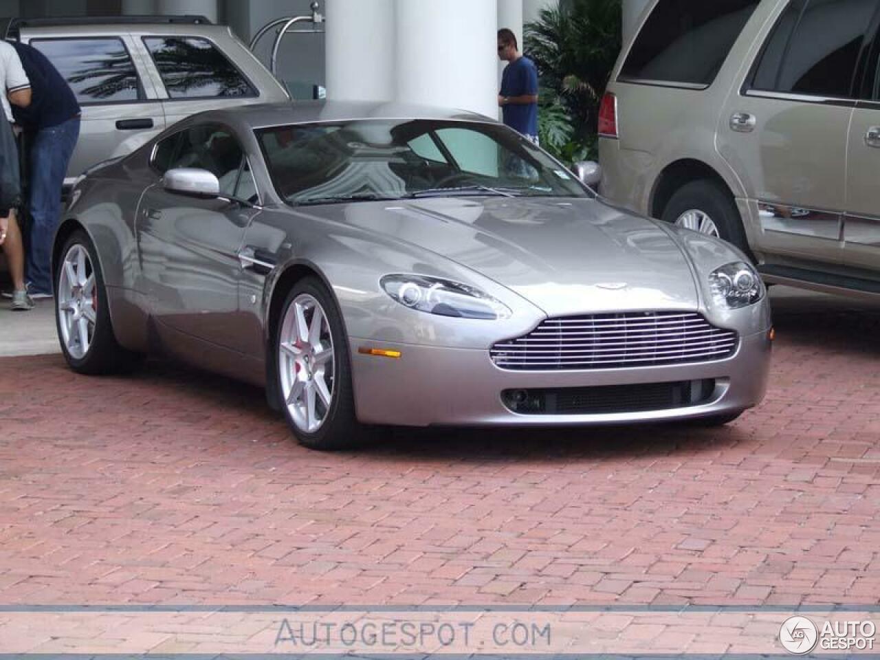 Aston Martin V8 Vantage