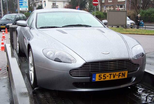 Aston Martin V8 Vantage