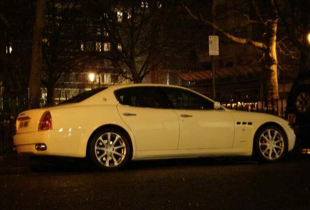 Maserati Quattroporte