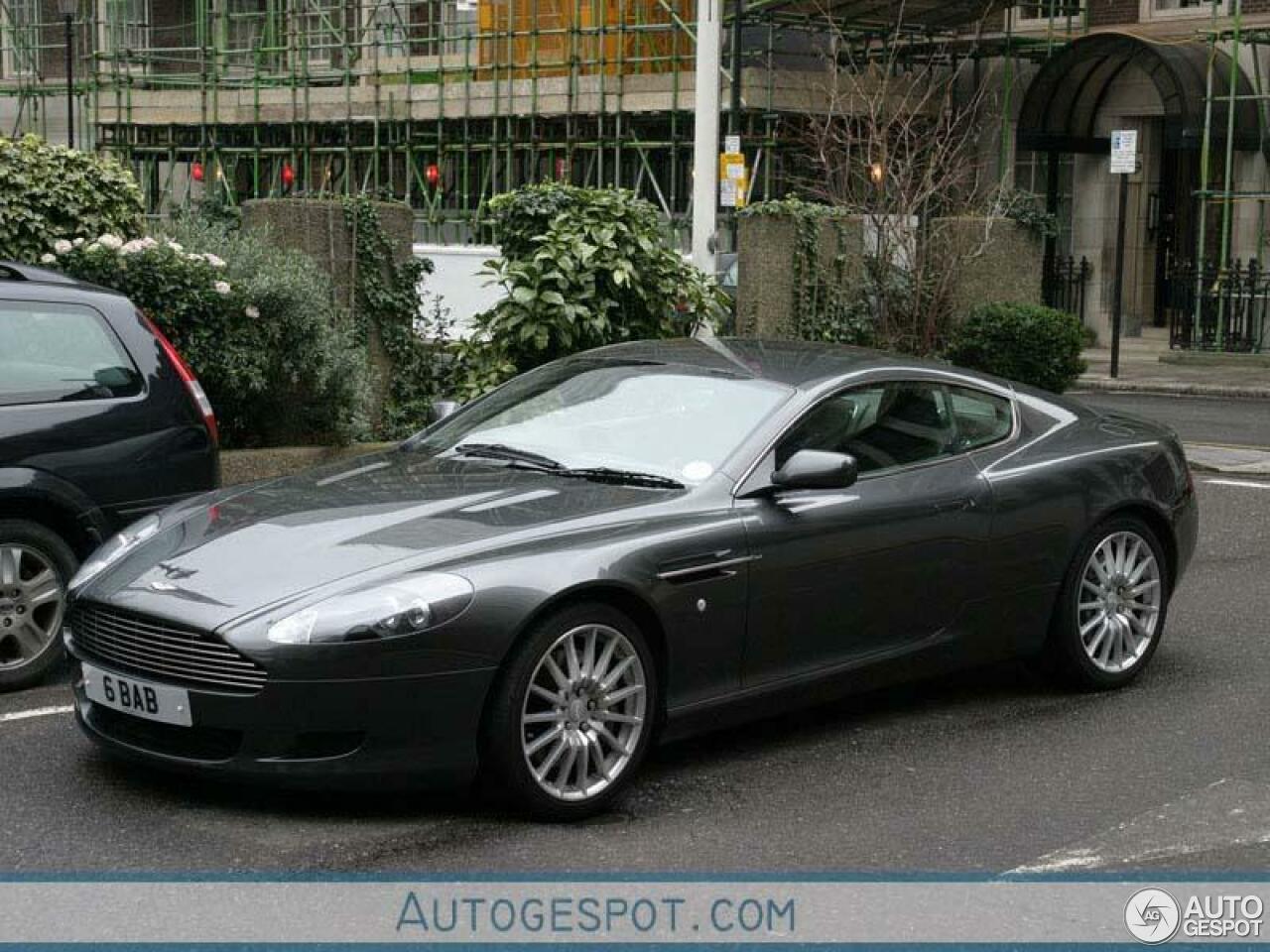 Aston Martin DB9