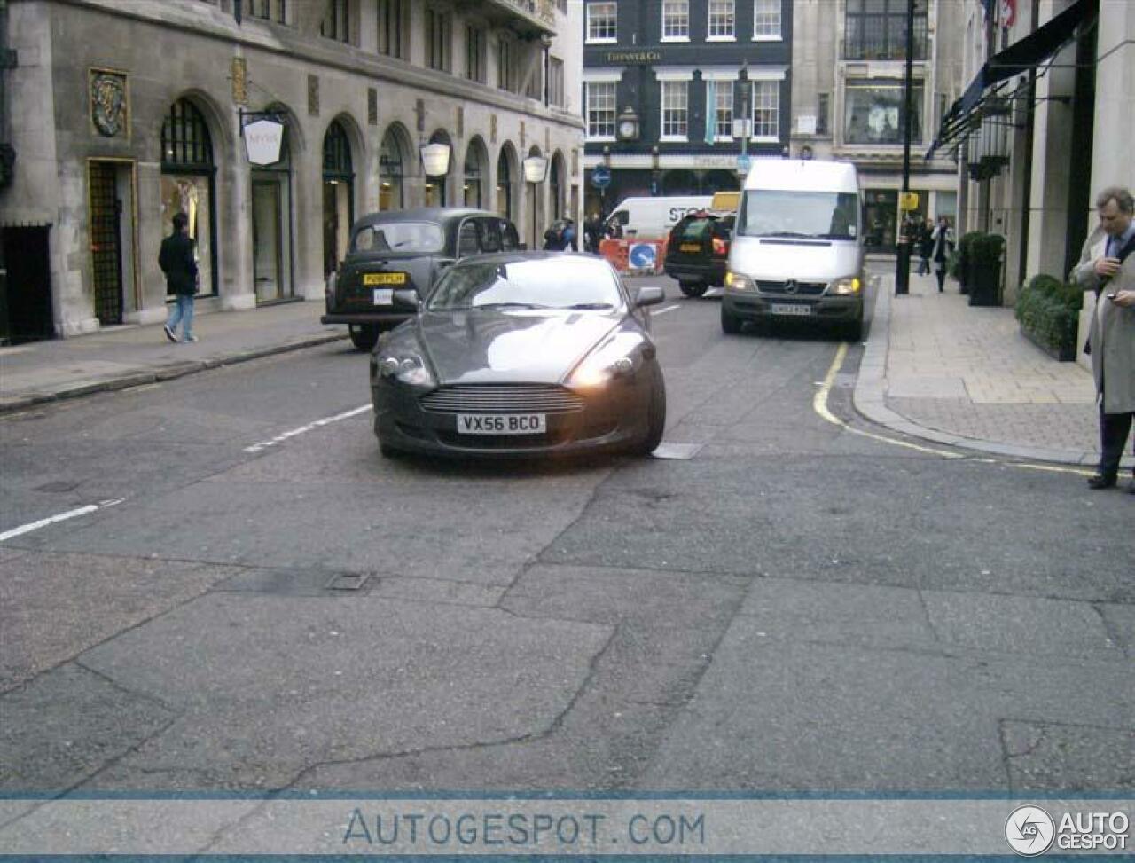 Aston Martin DB9