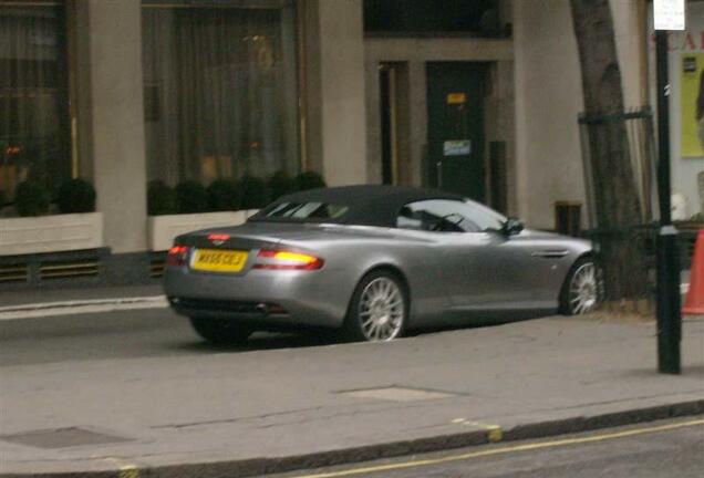 Aston Martin DB9 Volante