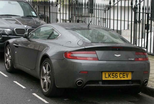 Aston Martin V8 Vantage