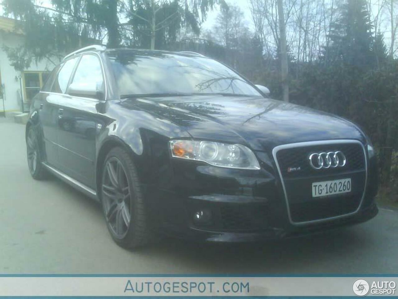 Audi RS4 Avant B7