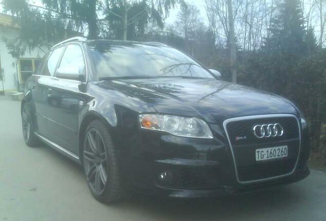 Audi RS4 Avant B7