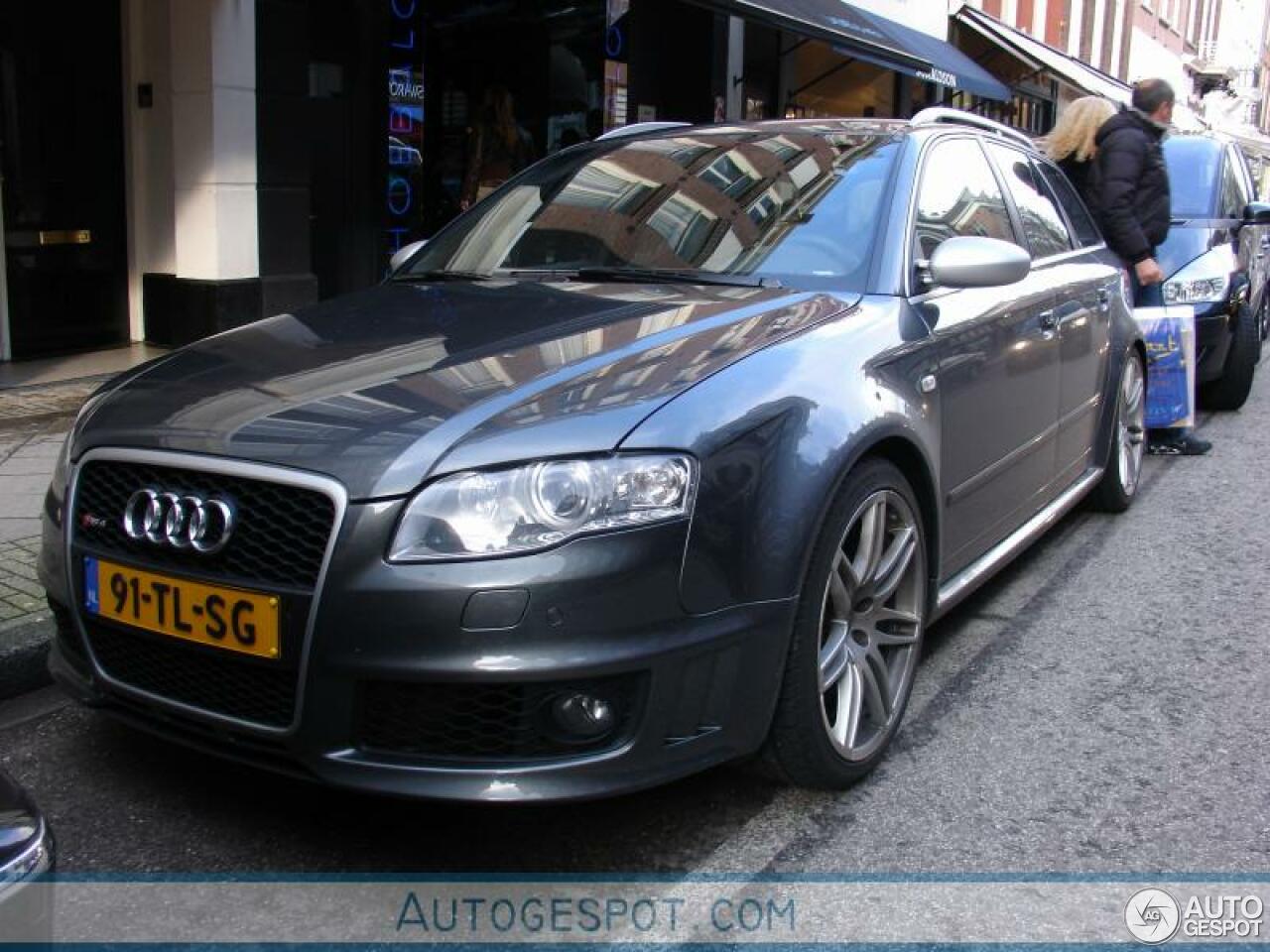 Audi RS4 Avant B7