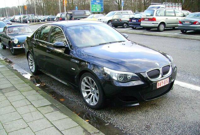 BMW M5 E60 2005