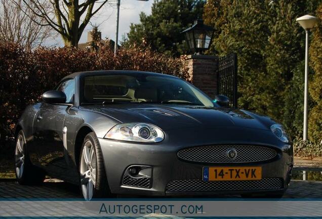 Jaguar XKR Convertible 2006