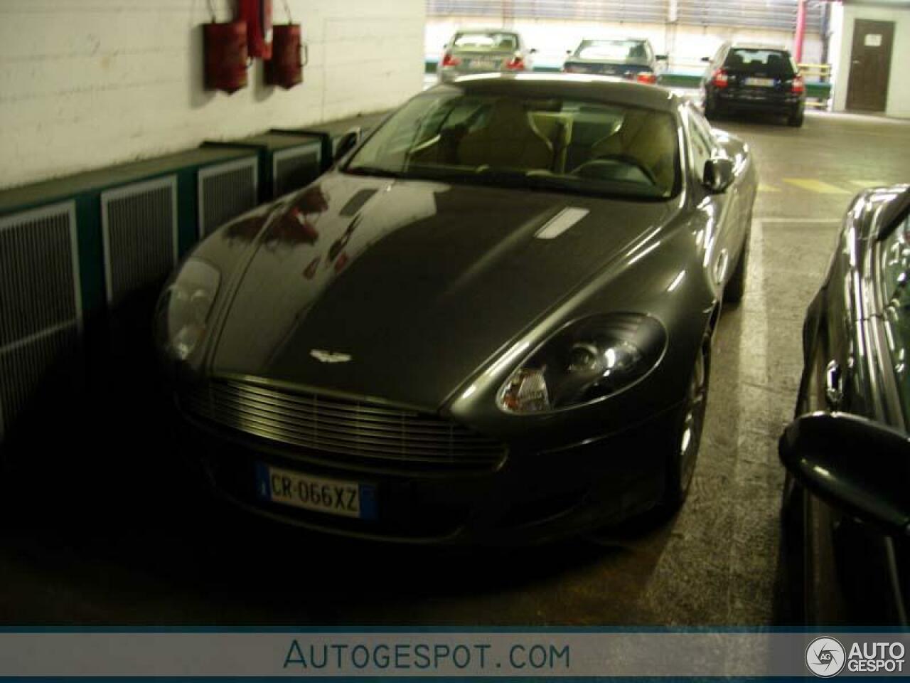 Aston Martin DB9