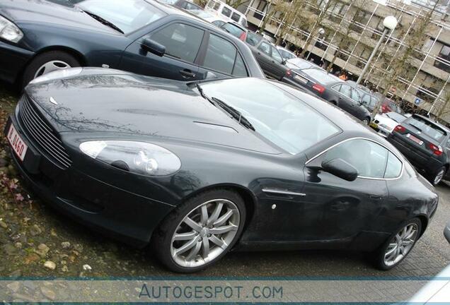 Aston Martin DB9