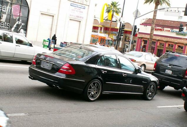 Mercedes-Benz E 55 AMG