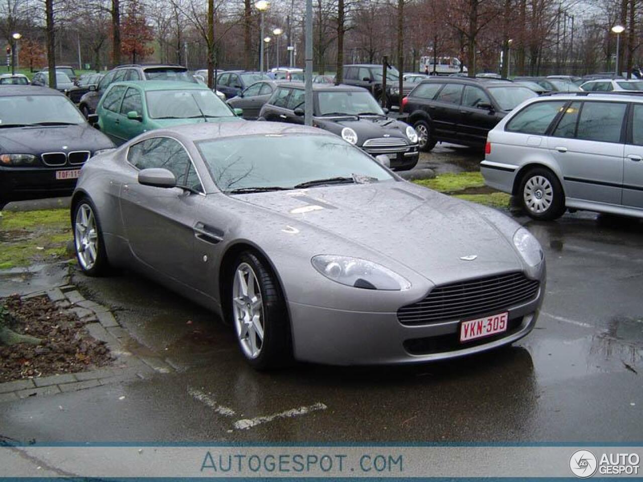 Aston Martin V8 Vantage